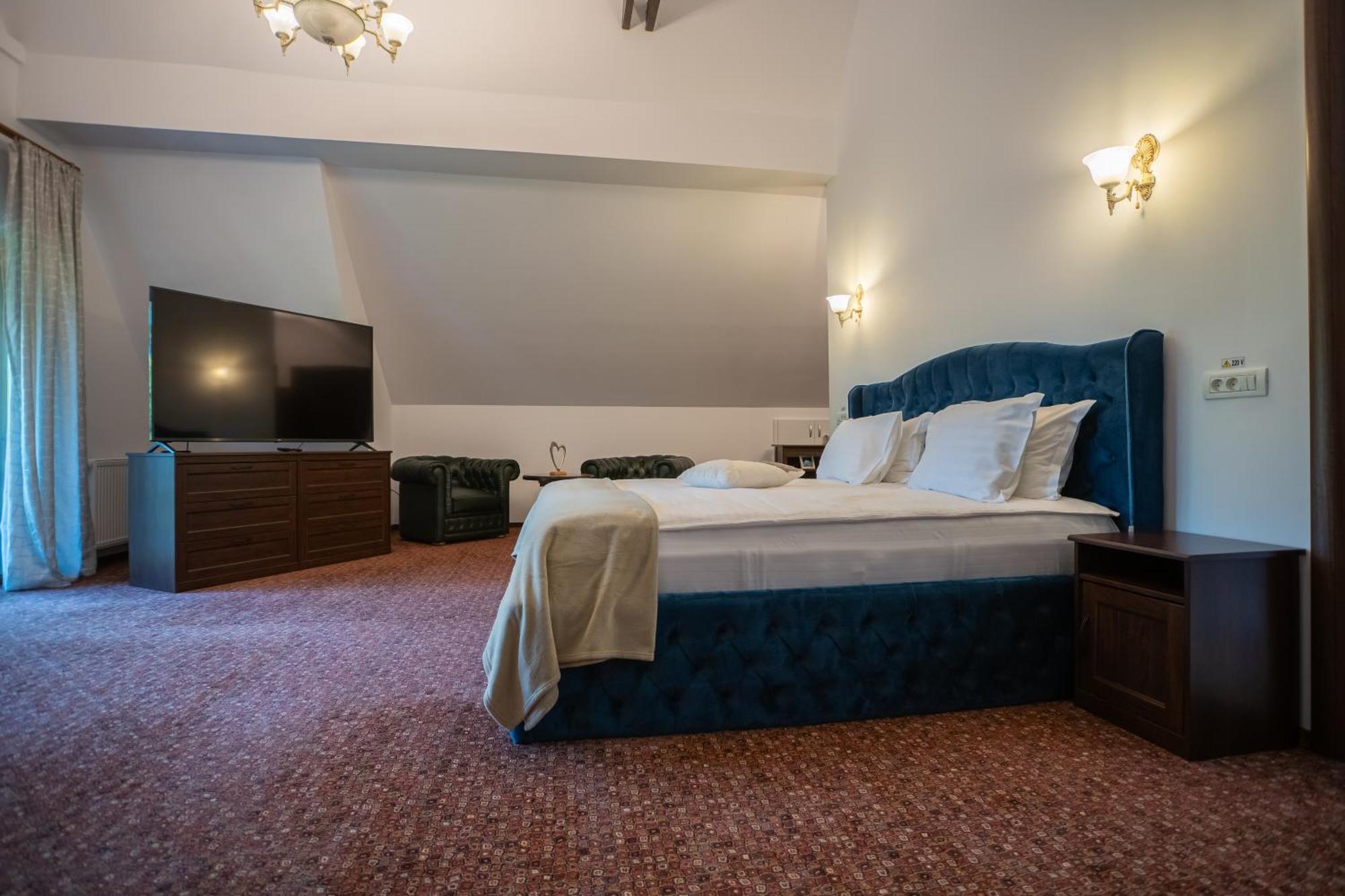 Opus Villa Sinaia Eksteriør bilde A bedroom at the hotel