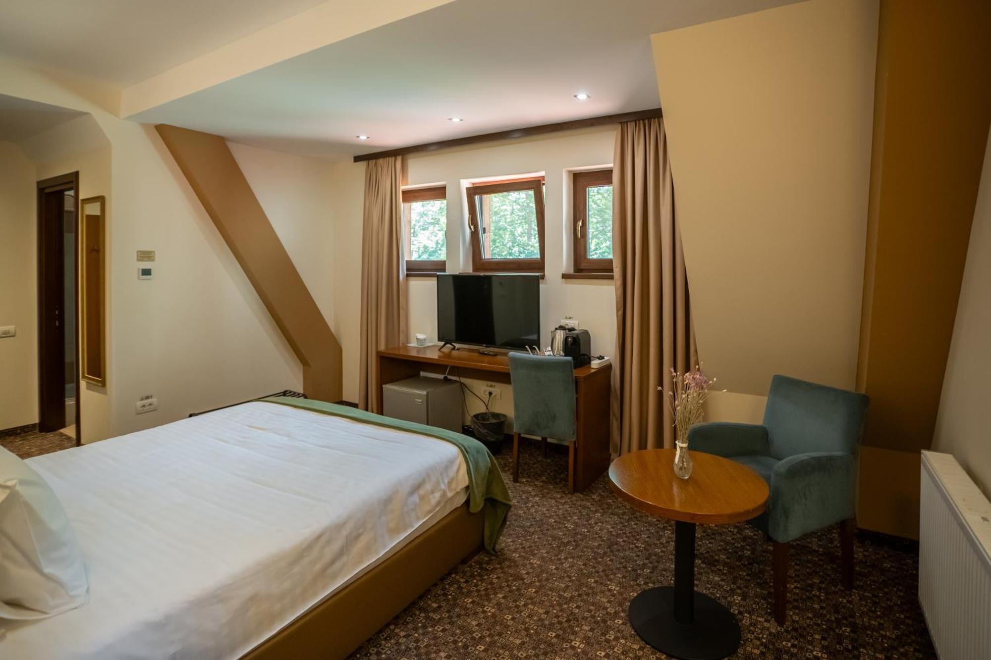 Opus Villa Sinaia Eksteriør bilde A room at the hotel